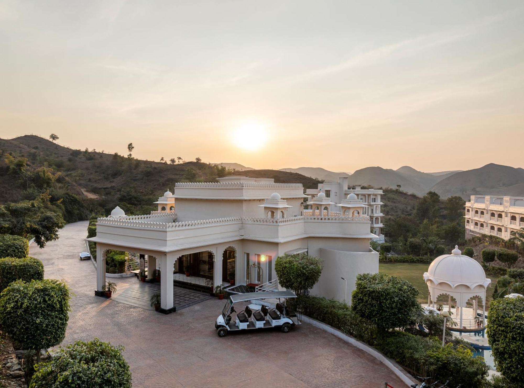 Sayaji Resorts & Spa Udaipur Exterior foto
